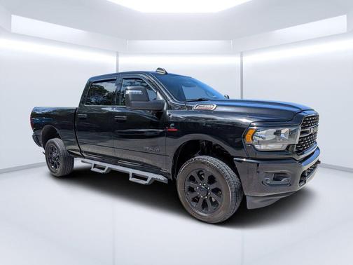 Diamond Black 2024 RAM 2500 Big Horn