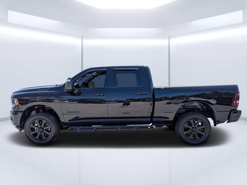 Diamond Black 2024 RAM 2500 Big Horn