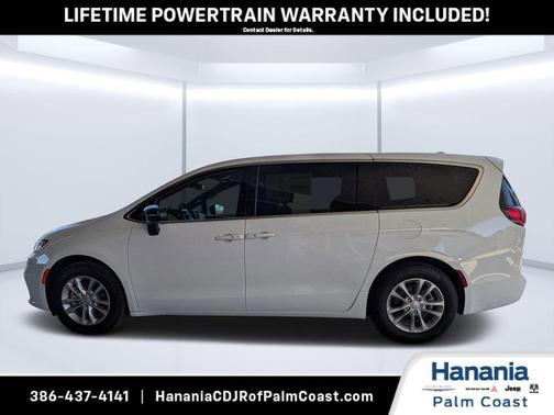 Bright White Clearcoat 2026 Chrysler Pacifica Select