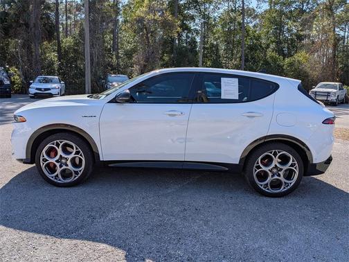 2024 Alfa Romeo Tonale Veloce