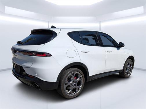 2024 Alfa Romeo Tonale Veloce