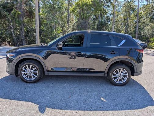 2023 Mazda CX-5 2.5 S Preferred Package