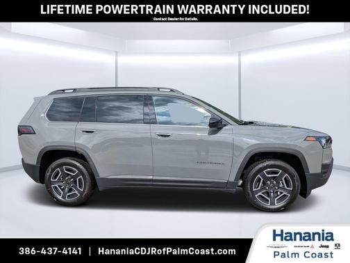 Sting Gray Clearcoat 2026 Jeep Cherokee LAREDO/LIMITED