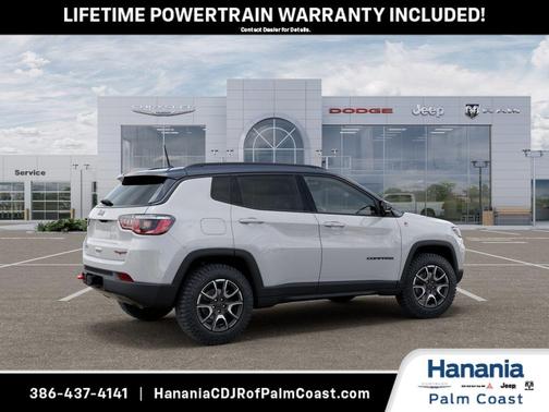 Bright White Clearcoat 2026 Jeep Compass Trailhawk