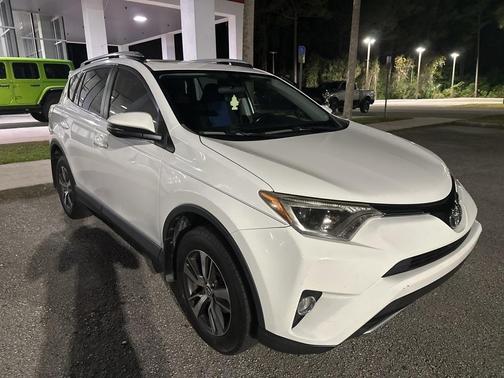 2016 Toyota RAV4 XLE