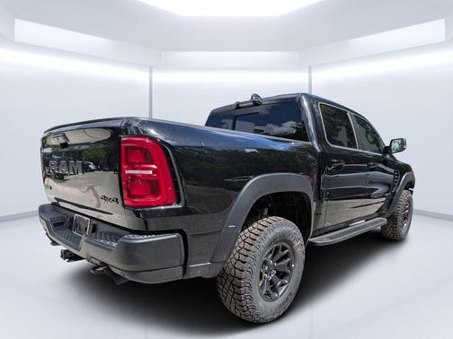 Diamond Black 2026 RAM 1500 RHO