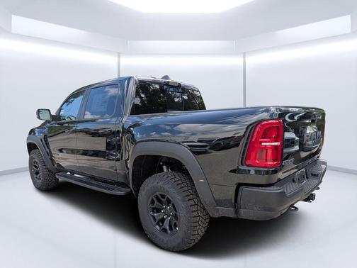 Diamond Black 2026 RAM 1500 RHO