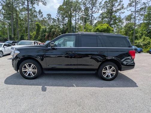 Black Metallic 2024 Ford Expedition XLT