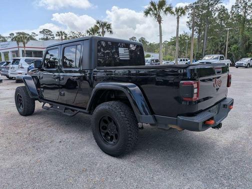 Black Clearcoat 2020 Jeep Gladiator Mojave