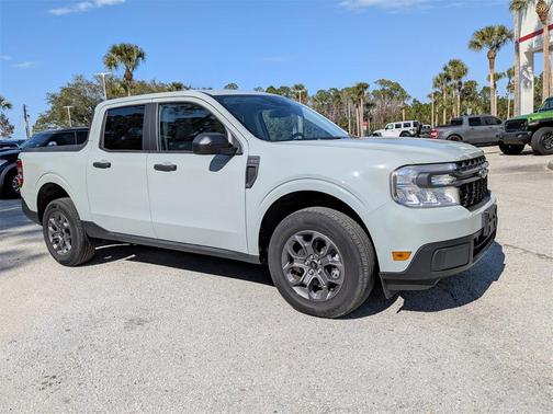 2023 Ford Maverick XLT
