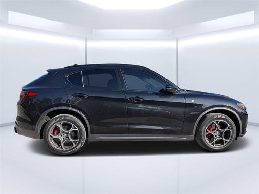 2022 Alfa Romeo Stelvio Ti