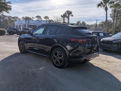 2022 Alfa Romeo Stelvio Ti
