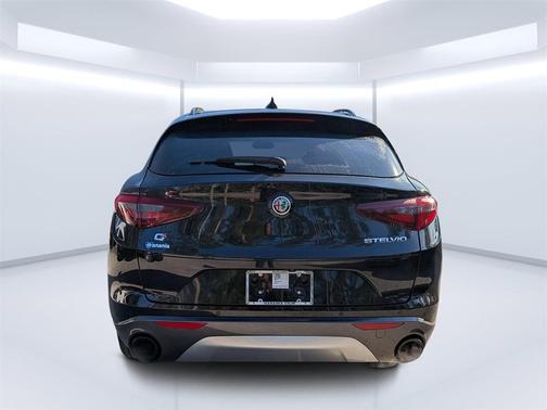 2022 Alfa Romeo Stelvio Ti