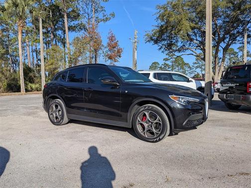 2022 Alfa Romeo Stelvio Ti