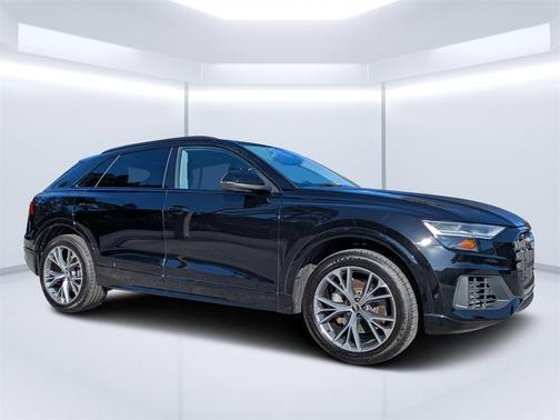 2021 Audi Q8 55 Premium
