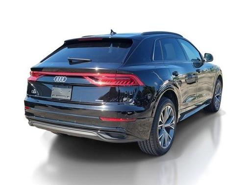 2021 Audi Q8 55 Premium