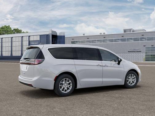 Bright White Clearcoat 2026 Chrysler Pacifica Select