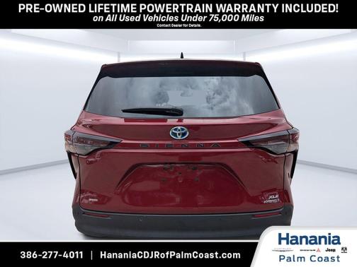 Pearl 2023 Toyota Sienna XLE