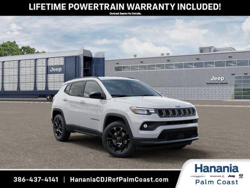 Bright White Clearcoat 2026 Jeep Compass Latitude