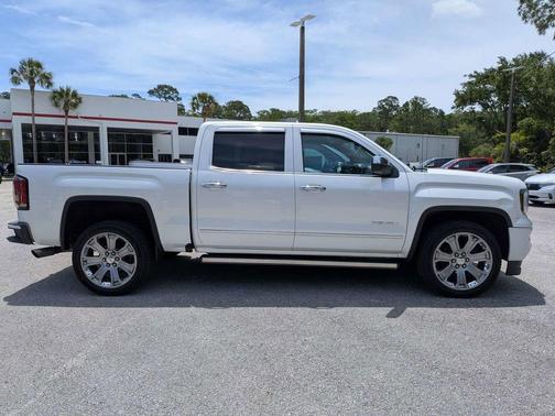 White Frost Tri-Coat 2017 GMC Sierra 1500 Denali