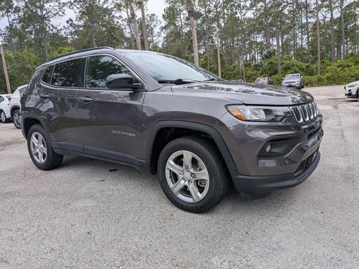 Gray 2024 Jeep Compass Latitude