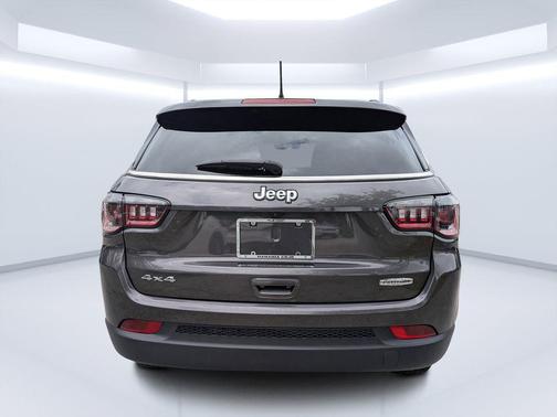 Gray 2024 Jeep Compass Latitude