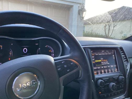 2018 Jeep Grand Cherokee Altitude