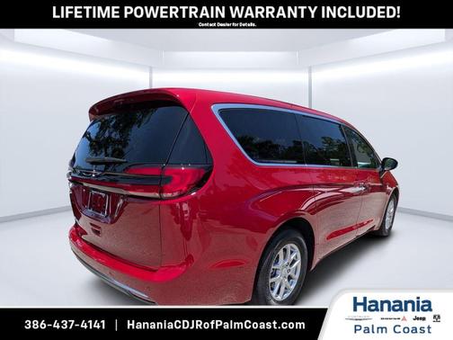 PR6 2027 Chrysler Pacifica SELECT