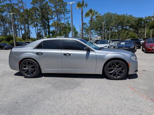 2015 Chrysler 300C Base