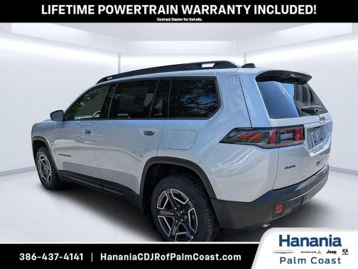 Silver Zynith Clearcoat 2026 Jeep Cherokee LAREDO/LIMITED