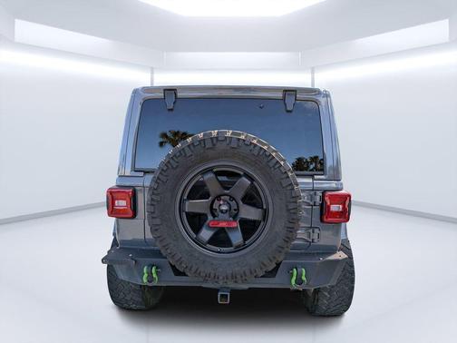 Sting Gray Clearcoat 2019 Jeep Wrangler Unlimited Sahara