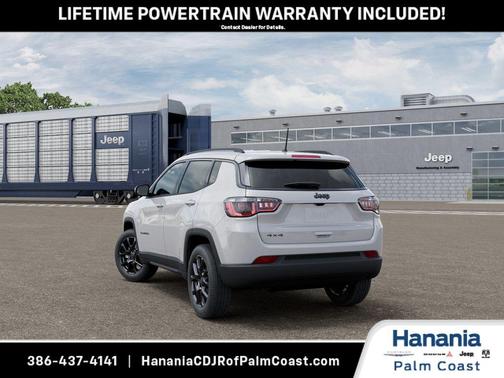 Bright White Clearcoat 2026 Jeep Compass Latitude