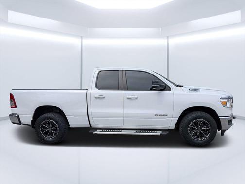Bright White Clearcoat 2021 RAM 1500 Big Horn