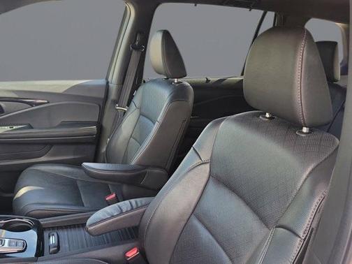 2023 Honda Passport Elite