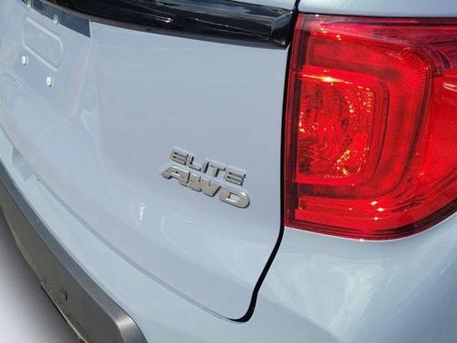 2023 Honda Passport Elite