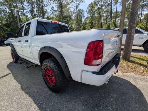 Bright White Clearcoat 2018 RAM 1500 Express