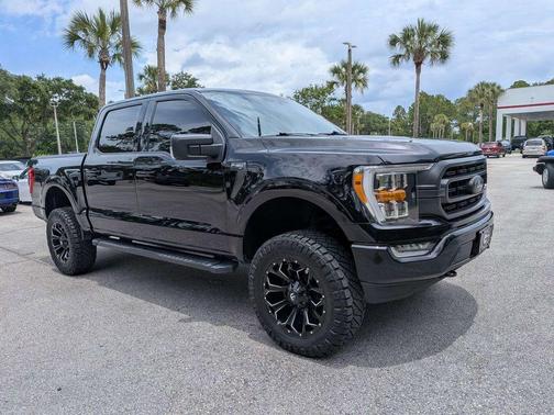 Black 2021 Ford F-150 XLT