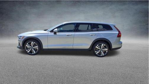 Gray 2025 Volvo V60 Cross Country Plus, B5 AWD Gas (mild hybrid)
