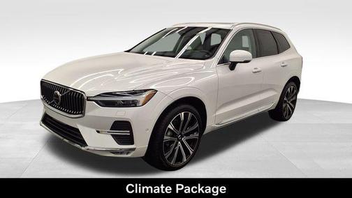 2023 Volvo XC60 B5 Ultimate Bright Theme