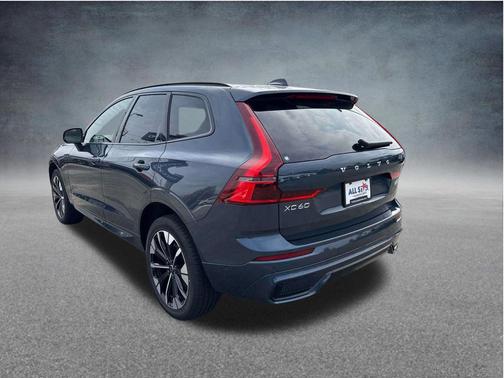 Denim Blue Metallic 2026 Volvo XC60 B5 Plus