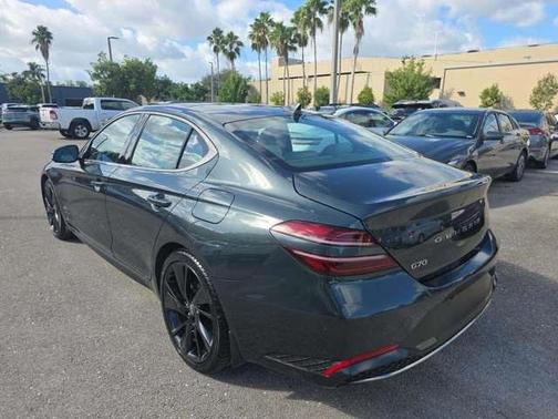 2023 Genesis G70 2.0T RWD