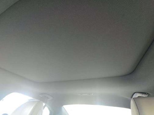 2023 Genesis G70 2.0T RWD