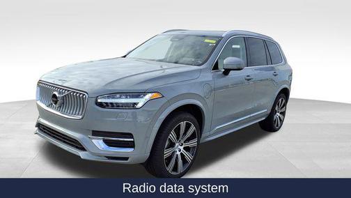 Vapour Grey Metallic 2025 Volvo XC90 Plug-In Hybrid T8 Plus 6-Seater