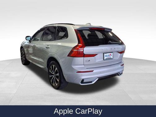 Silver Dawn Metallic 2025 Volvo XC60 B5 Plus