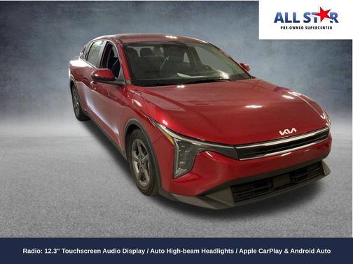 Currant Red 2025 Kia K4 LXS