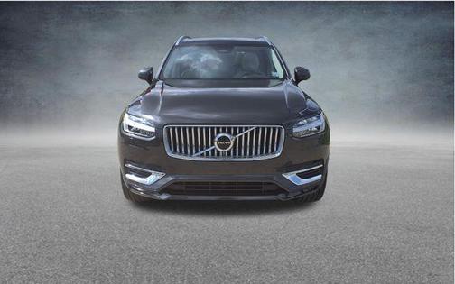Platinum Grey Metallic 2023 Volvo XC90 B6 Plus 7-Seater