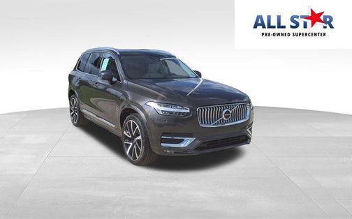 Platinum Grey Metallic 2023 Volvo XC90 B6 Plus 7-Seater