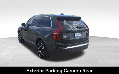 Platinum Grey Metallic 2023 Volvo XC90 B6 Plus 7-Seater