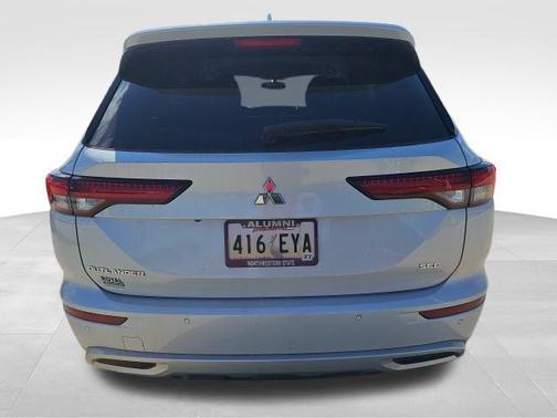 2022 Mitsubishi Outlander SEL 2.5 2WD