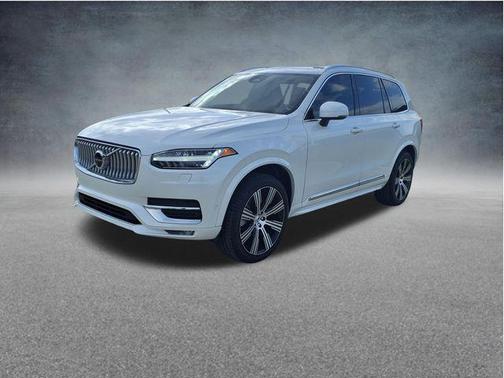 Crystal White Metallic 2023 Volvo XC90 B6 Ultimate 7-Seater